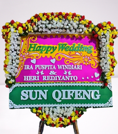 Karangan Bunga Papan Happy Wedding Indramayu